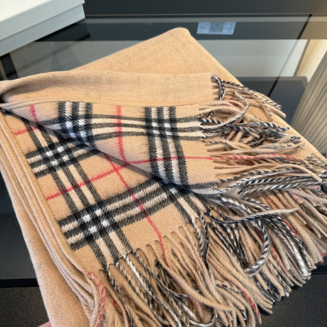 Black Reversible Plaid Fringed Poncho — detail